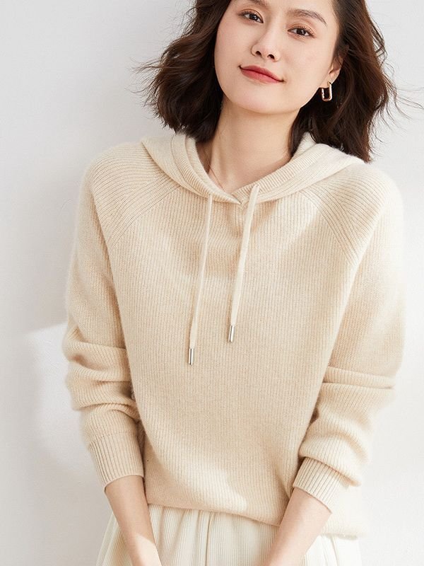 Versatile Solid-colour Top, Laid-back Style - Image 3