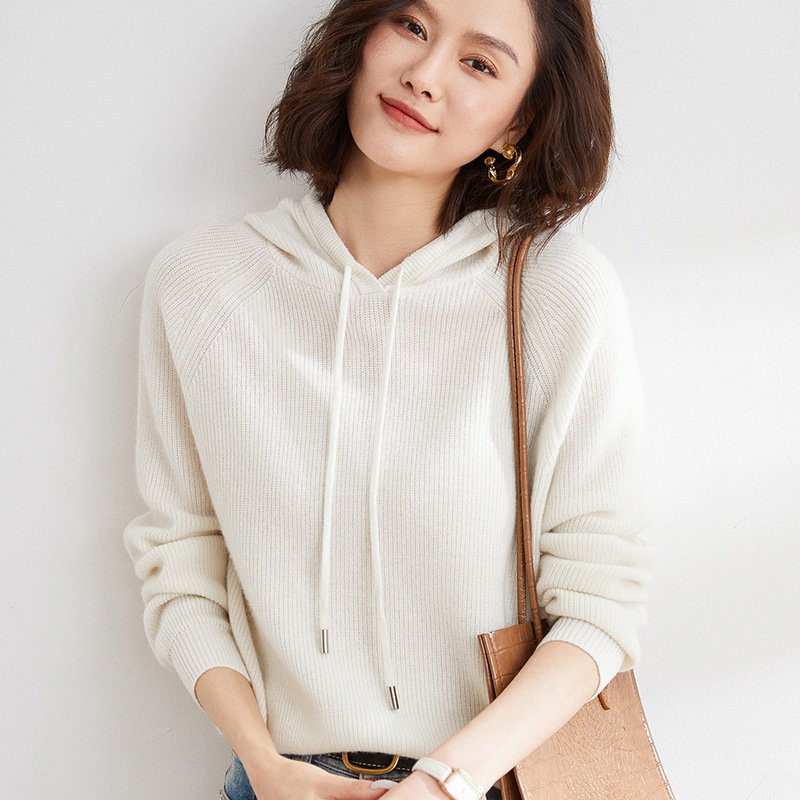 Versatile Solid-colour Top, Laid-back Style - Image 2